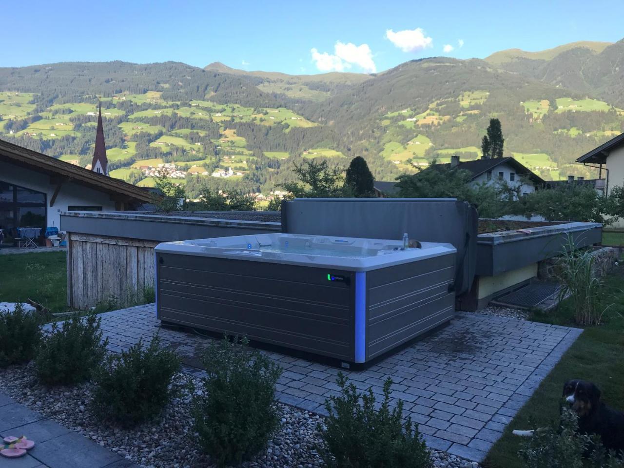Berghof Zillertal Leilighet Fügen Eksteriør bilde